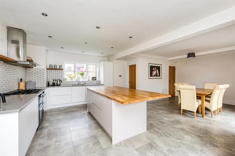 Rivendell Park Lane, Lapley, Stafford, ST19 9JT