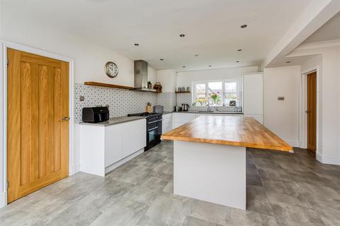 Rivendell Park Lane, Lapley, Stafford, ST19 9JT
