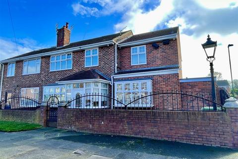 4 bedroom semi-detached house for sale - Lumley Avenue, South Shields