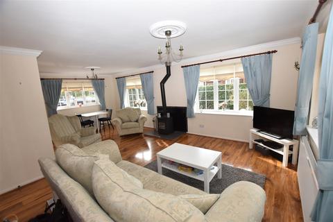 3 bedroom detached bungalow for sale, Brabant Road, North Fambridge