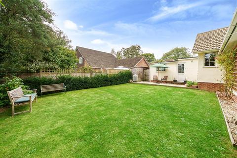 10 Sand Close, West Wellow, Romsey, SO51 6RD