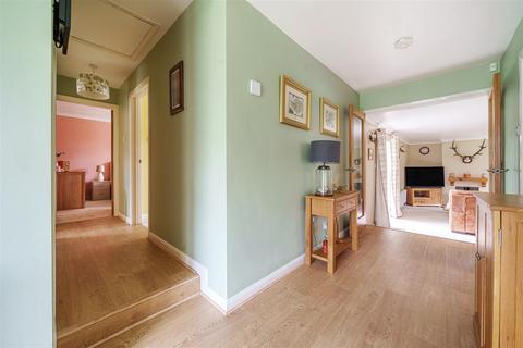 10 Sand Close, West Wellow, Romsey, SO51 6RD