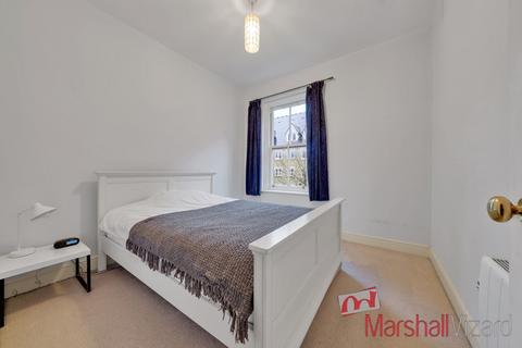 1 bedroom apartment for sale - Elizabeth House, Hallam Close , Watford, WD24
