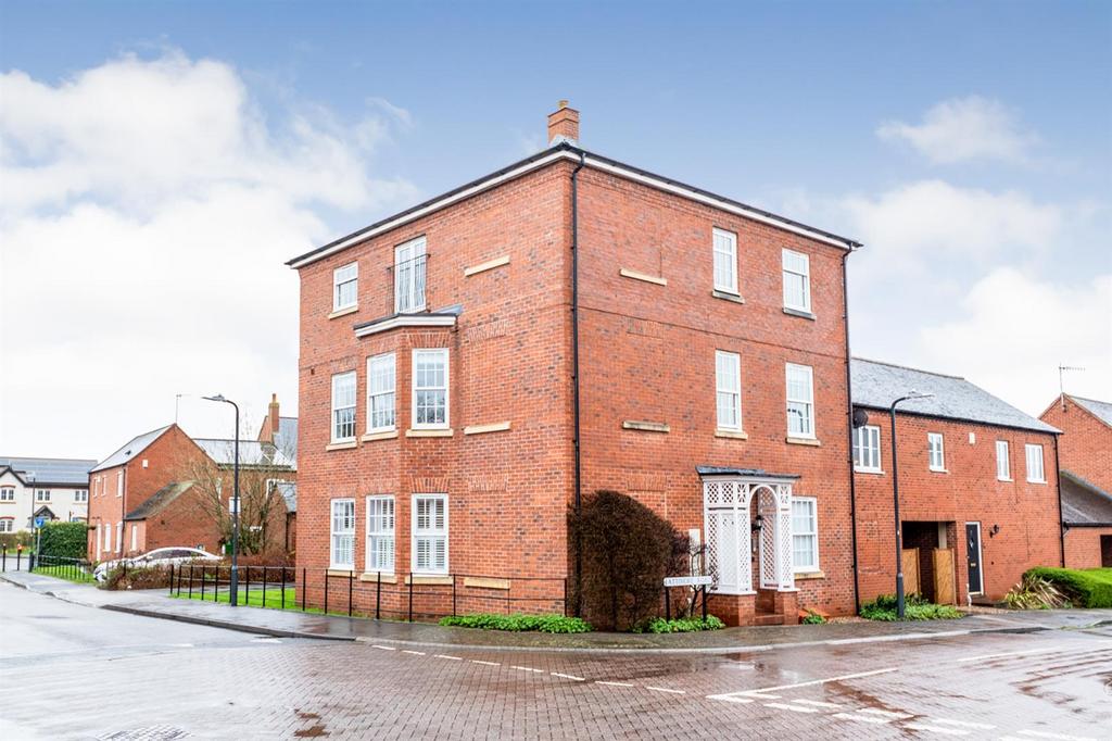 Lattimore Road, StratfordUponAvon 2 bed apartment for sale £190,000