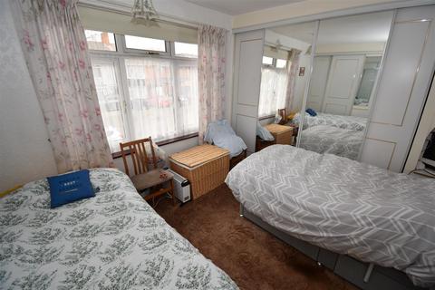 32 Jephcott Road, Birmingham, B8 3ED