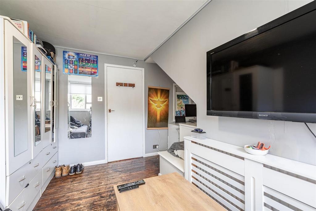 Room 3.jpg