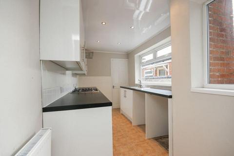 2 bedroom terraced house to rent - Lily Street, Newcastle