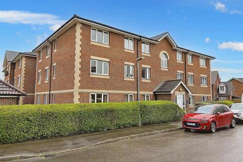 2 bedroom flat for sale, Broad Oak Close, Eastbourne