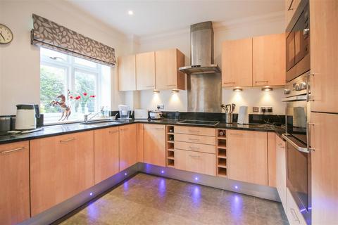 2 bedroom apartment to rent - Falmouth Avenue, Newmarket CB8