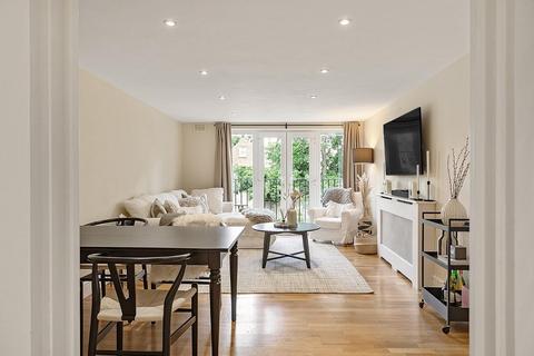 Flat 3, 2a Blenheim Gardens, London, SW2 5ET