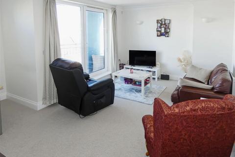 1 bedroom apartment for sale, Pier Road, Littlehampton BN17