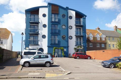 1 bedroom apartment for sale, Pier Road, Littlehampton BN17