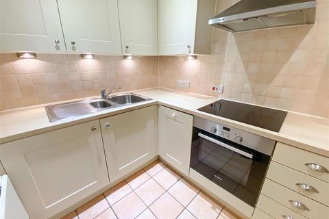 1 bedroom apartment for sale, Pier Road, Littlehampton BN17