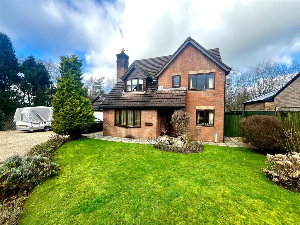 Wellmeadow, Coleford GL16 4 bed detached house for sale £549,950
