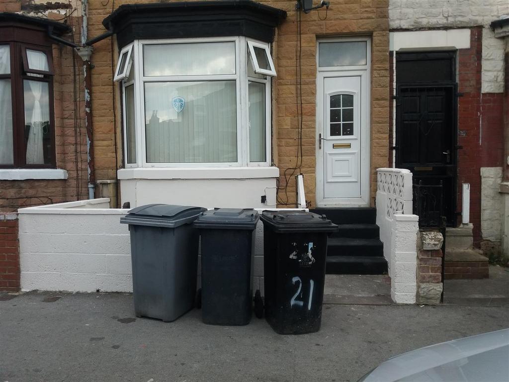 Elevated ground floor flat