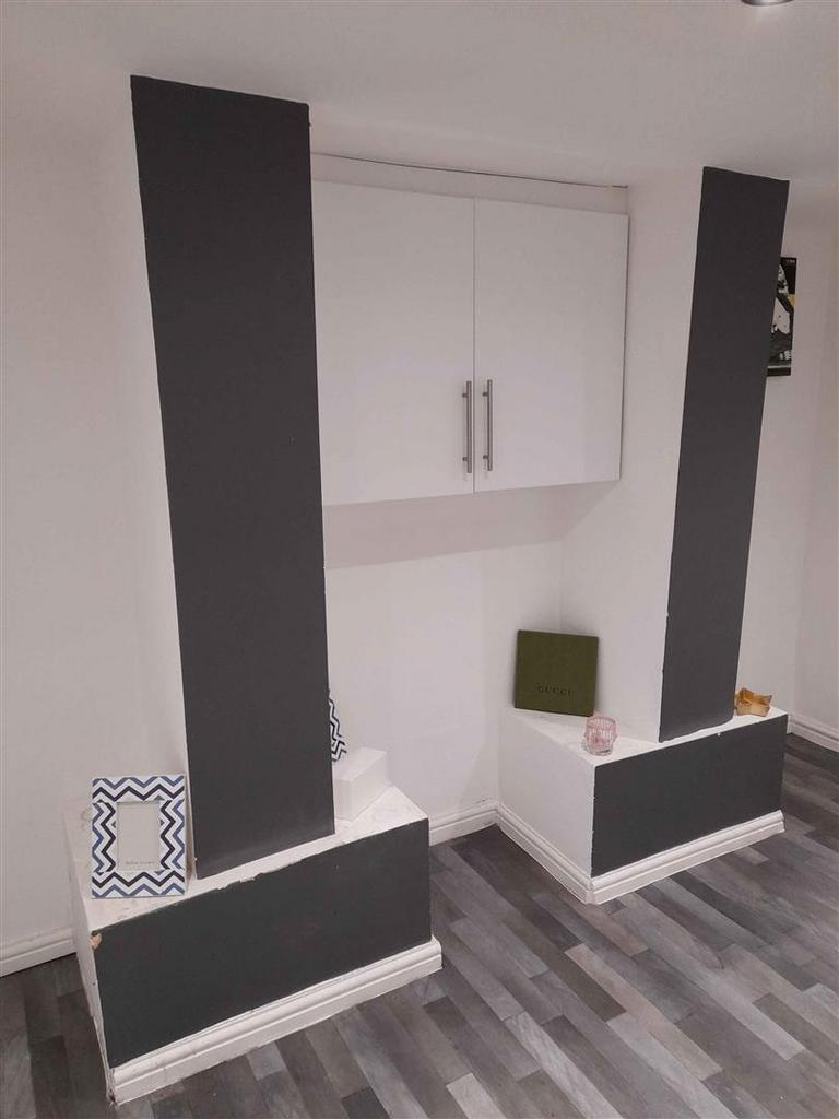 Garden flat