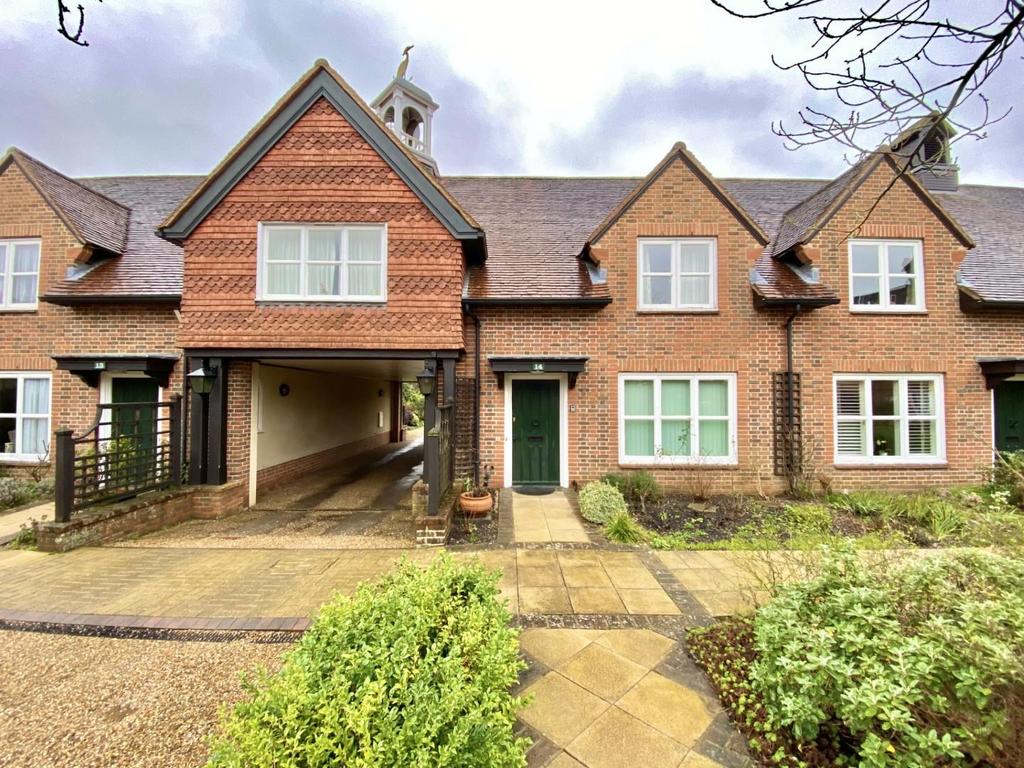 Church Place, Ickenham 3 bed house for sale £625,000