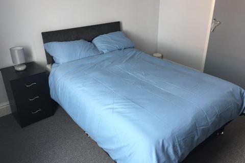 1 bedroom property to rent, Room 4, 12 Infirmary Road, Chesterfield, Derbyshire