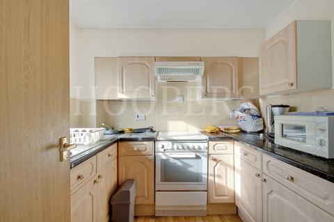 2 bedroom flat for sale, Swallow Drive, London, NW10