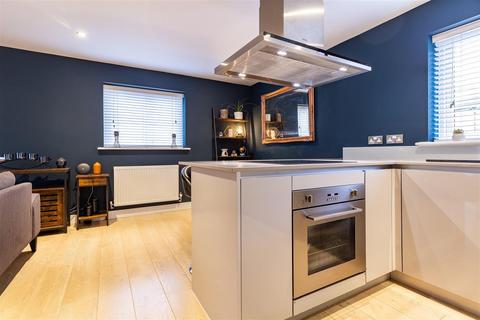 72 Buckingham Road, Epping, CM16 5AG
