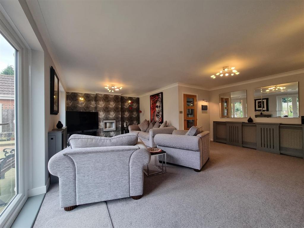 Large lounge