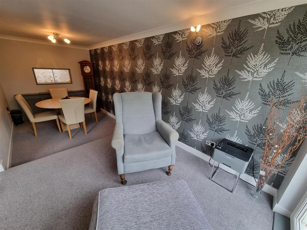 Extended dining room