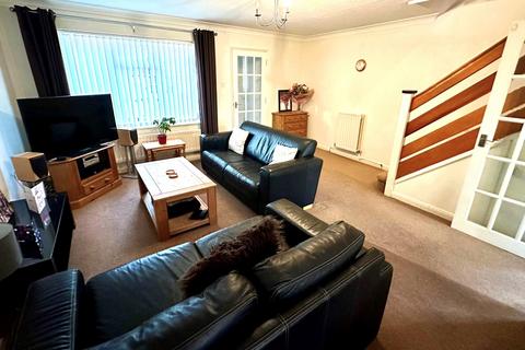 38 Berkeley Crescent, Frimley, Camberley, GU16 8YN