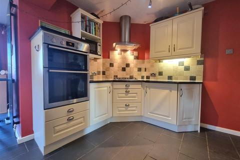44 Lammas Close, Solihull, B92 8PA