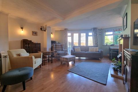 44 Lammas Close, Solihull, B92 8PA