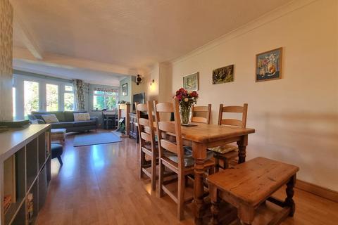 44 Lammas Close, Solihull, B92 8PA