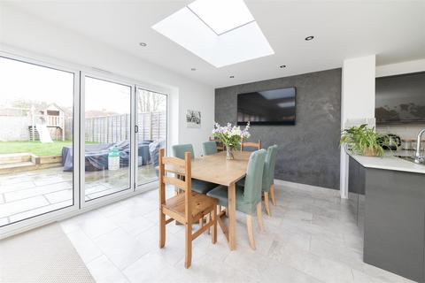 37 Edwin Road, Didcot, OX11 8LQ