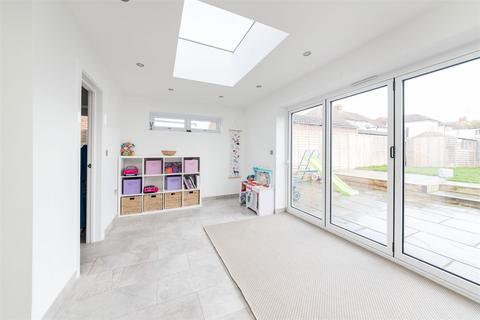 37 Edwin Road, Didcot, OX11 8LQ
