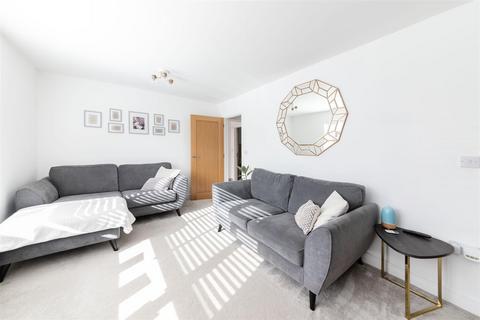 37 Edwin Road, Didcot, OX11 8LQ