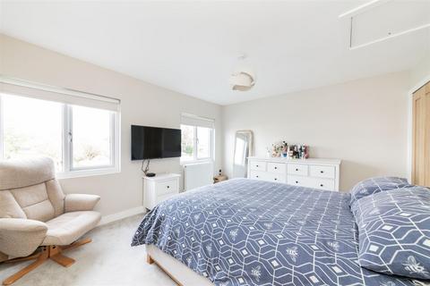 37 Edwin Road, Didcot, OX11 8LQ