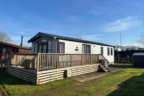 2 bedroom park home for sale, Hull Road, Wilberfoss