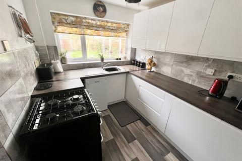 4 Blackford Road, Shirley, Solihull, B90 4BT