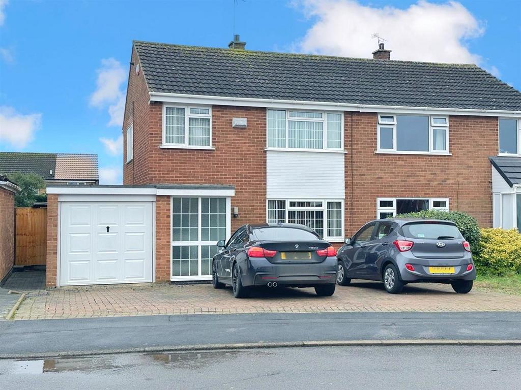 Durnford Road, Leicester LE18 3 bed semidetached house for sale £265,000
