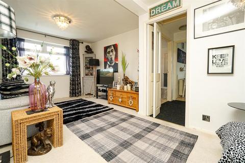 1 bedroom flat for sale, Old London Road, Hastings