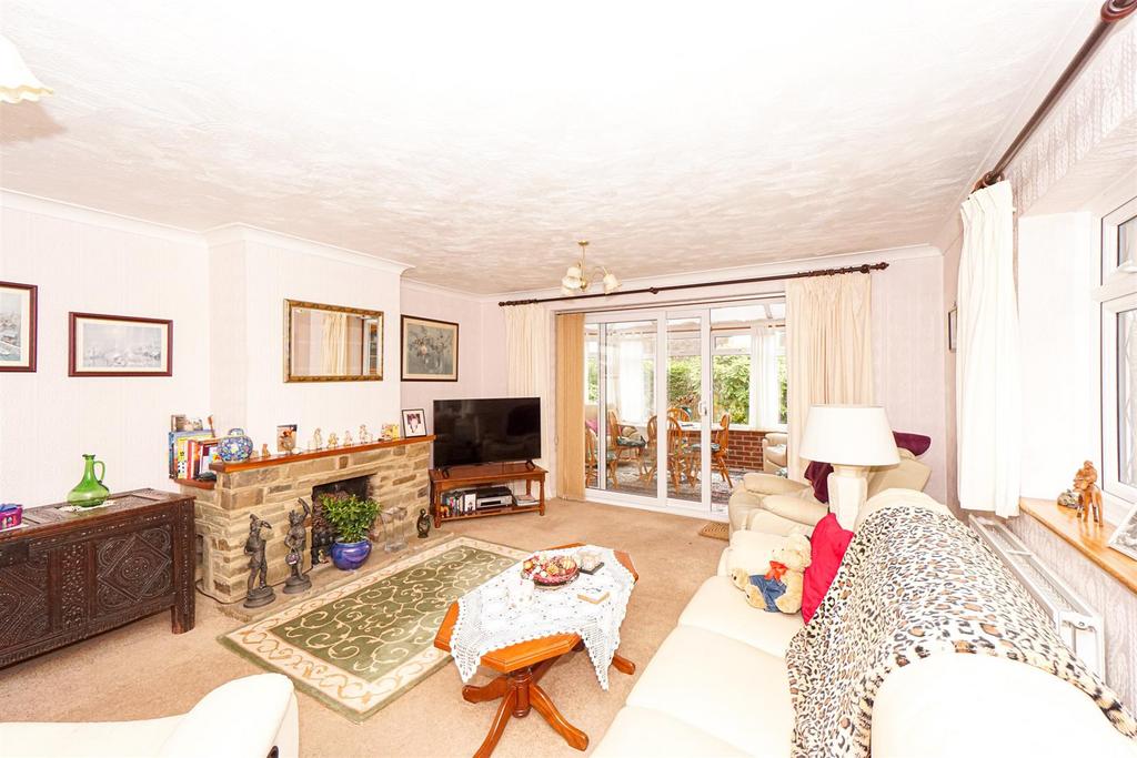 St. Helens Down, Hastings 3 bed detached bungalow for sale £449,950