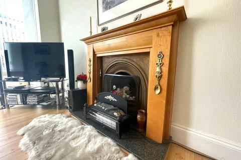 5 Burton Road, Hornsea, HU18 1QX