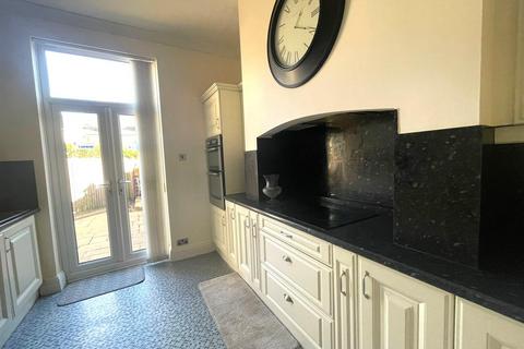 5 Burton Road, Hornsea, HU18 1QX