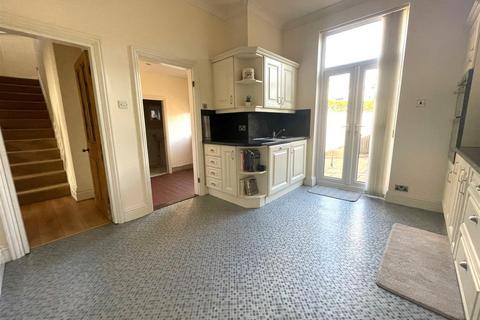 5 Burton Road, Hornsea, HU18 1QX