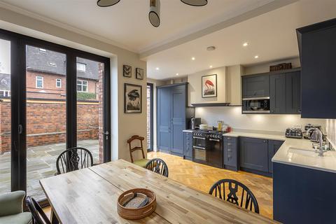6 bedroom end of terrace house for sale - Kingsland, Jesmond, Newcastle upon Tyne