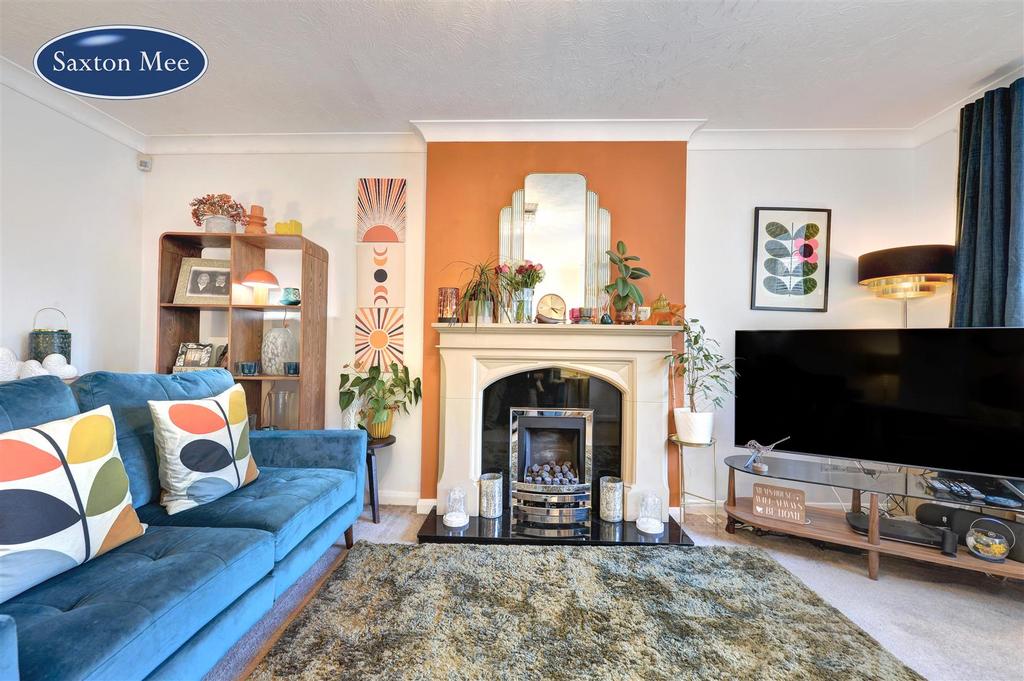 Lounge-693 4 5.jpg