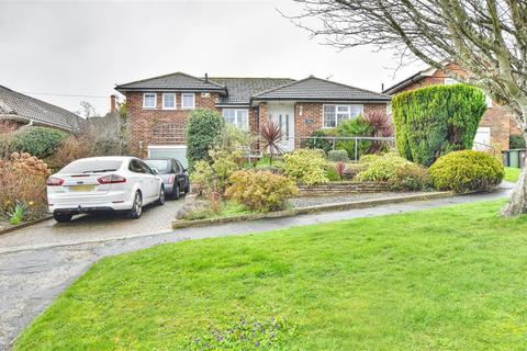 15 Blackfields Avenue, Bexhill-on-sea, TN39 4JL