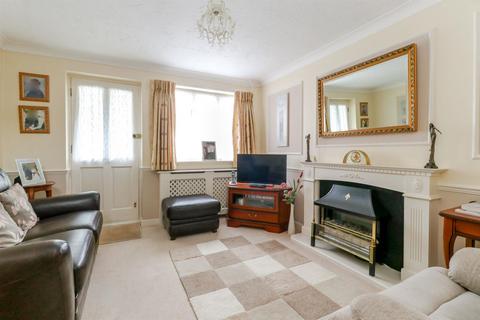 28 Westminster Gardens, London, E4 6ER