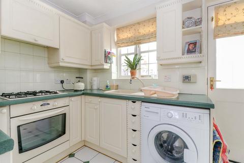 28 Westminster Gardens, London, E4 6ER