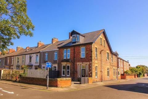 5 bedroom end of terrace house for sale, Bondicar Terrace, Blyth