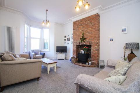 5 bedroom end of terrace house for sale, Bondicar Terrace, Blyth