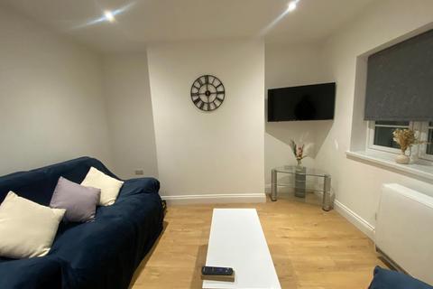 2 bedroom apartment to rent, Manvers Street, Nottingham NG2